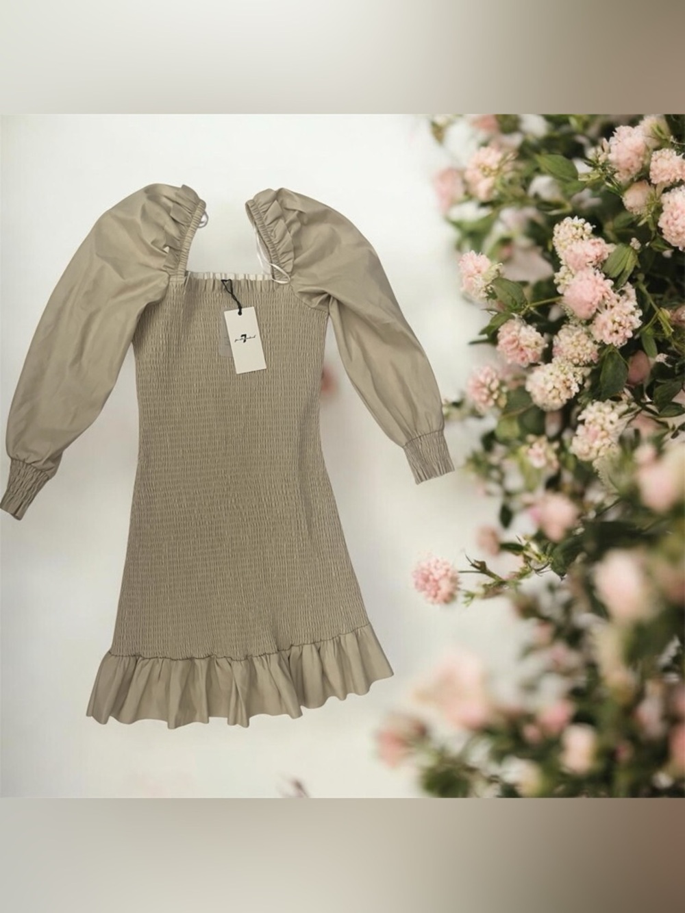 7 For All Mankind Square Neck Smocked Puff Sleeve Mini Dress Beige Size‎ small